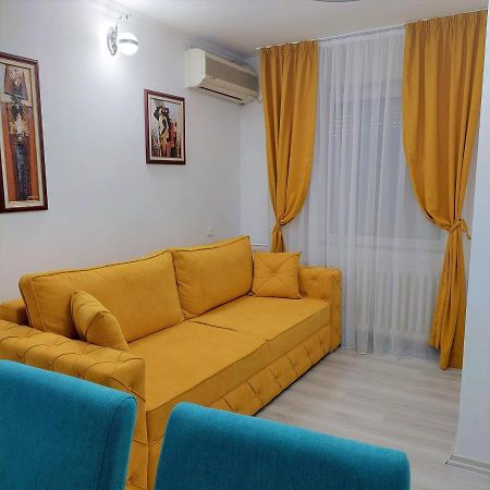City Lux Square Apartments Скопье Экстерьер фото