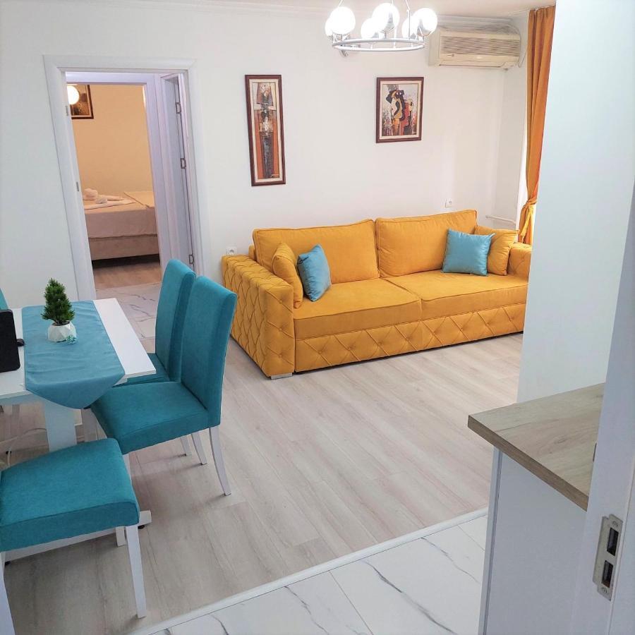 City Lux Square Apartments Скопье Экстерьер фото