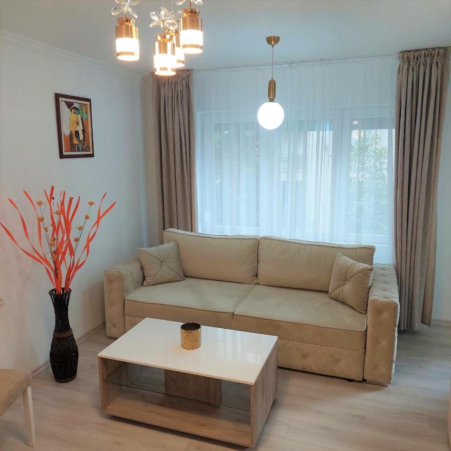 City Lux Square Apartments Скопье Экстерьер фото